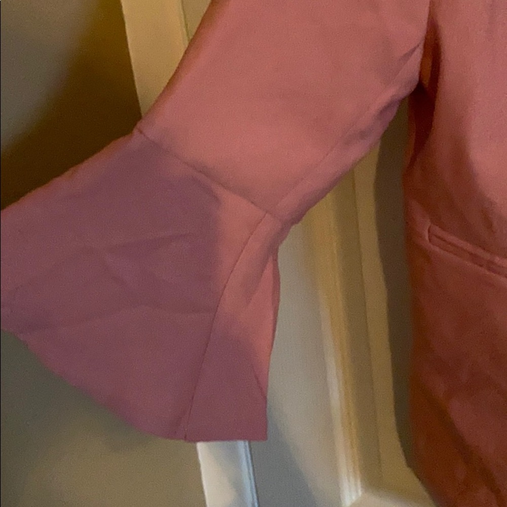Pink blazer - Picture 2 of 2